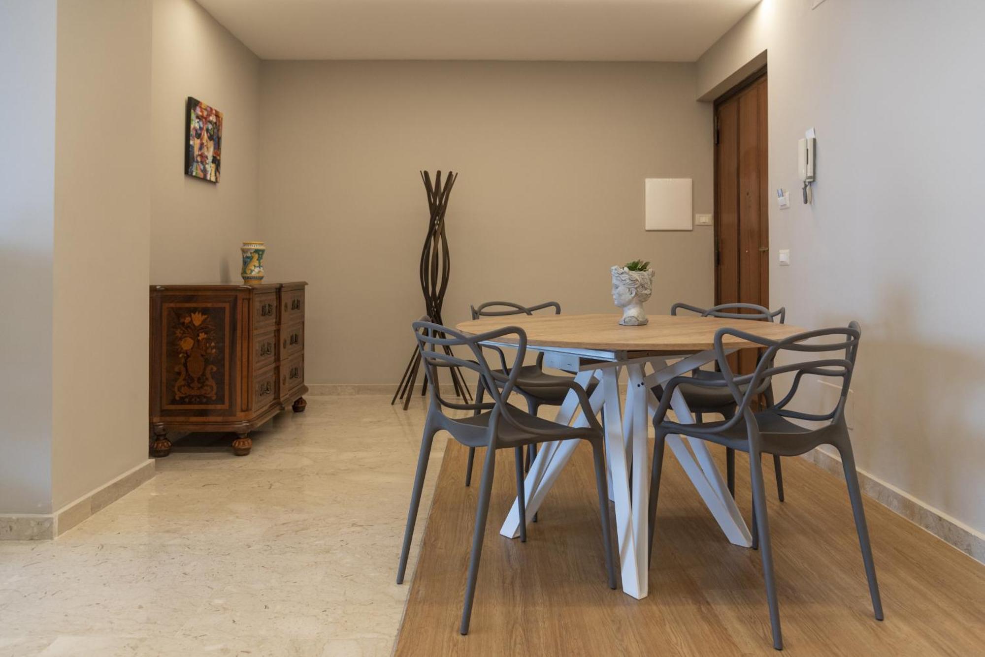 Martiri Home Катания Экстерьер фото
