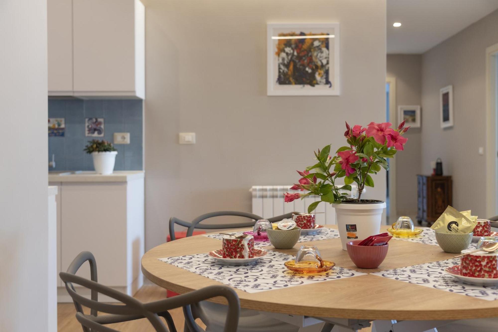 Martiri Home Катания Экстерьер фото